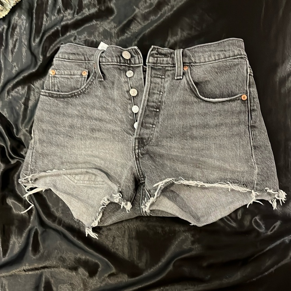 501® ORIGINAL FIT HIGH RISE WOMEN'S SHORTS